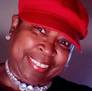 Meet your Posher, Dee